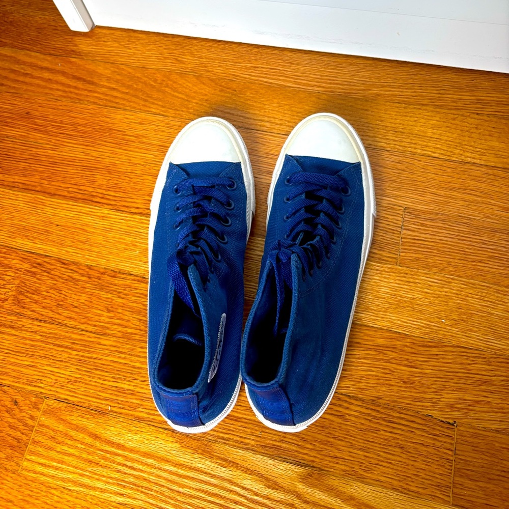 Converse High Top Blue Size 8.5